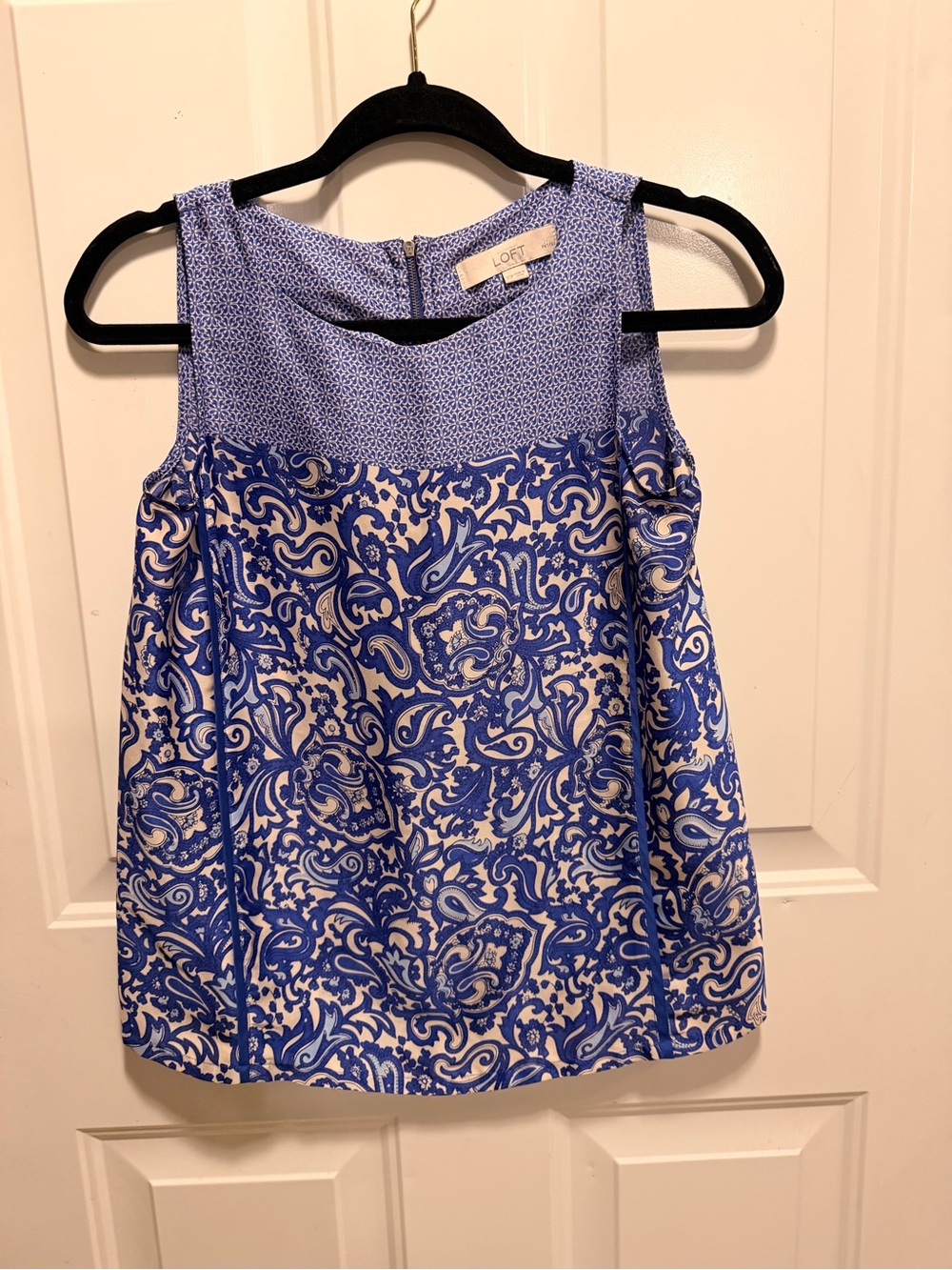 LOFT Blue and White Paisley Sleeveless Shell Top